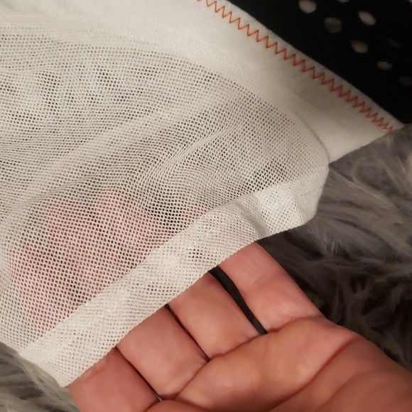 ⭐Free With Purchase⭐ - Picture 3 of 5